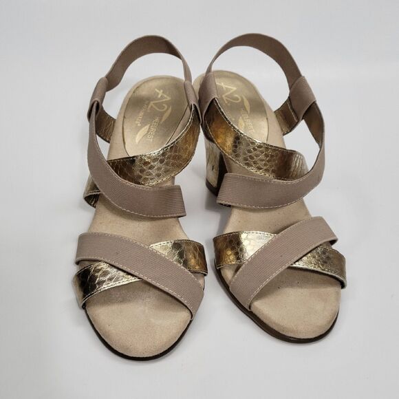 A2 By Aerosoles Heelrest Slip On Sandals Gold Sz 7.5 M - Picture 3 of 11